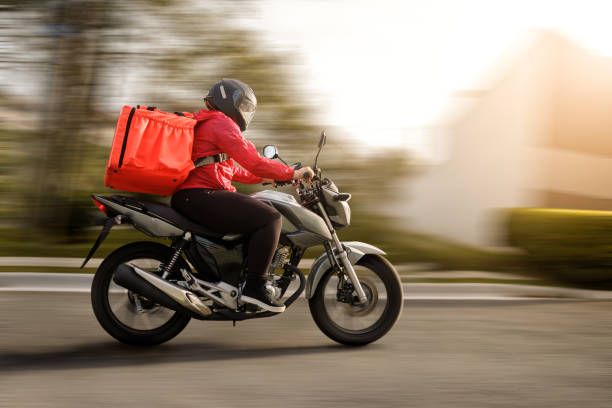 Delivery rider